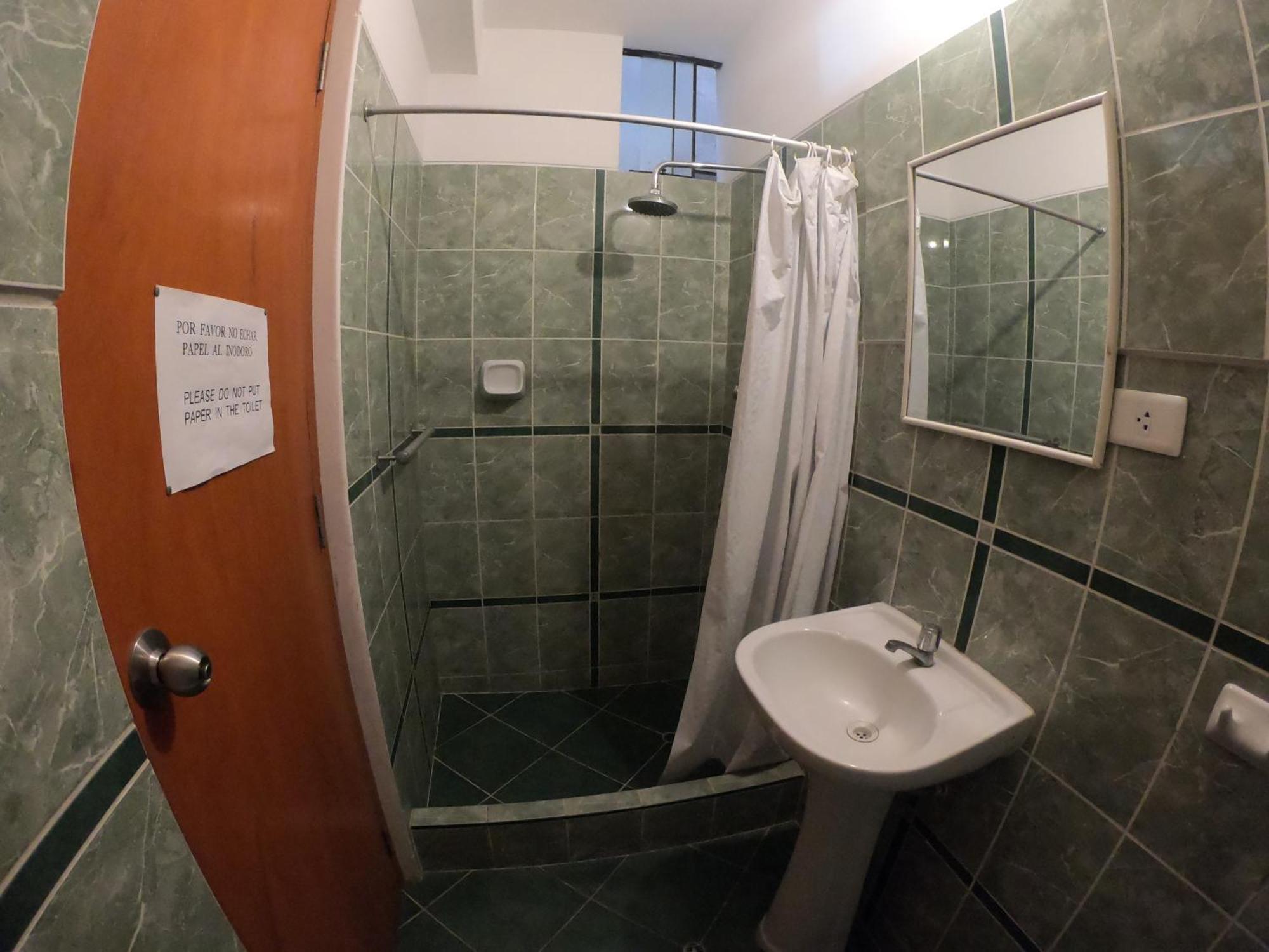 Hostal Silpay Tacna Exteriör bild