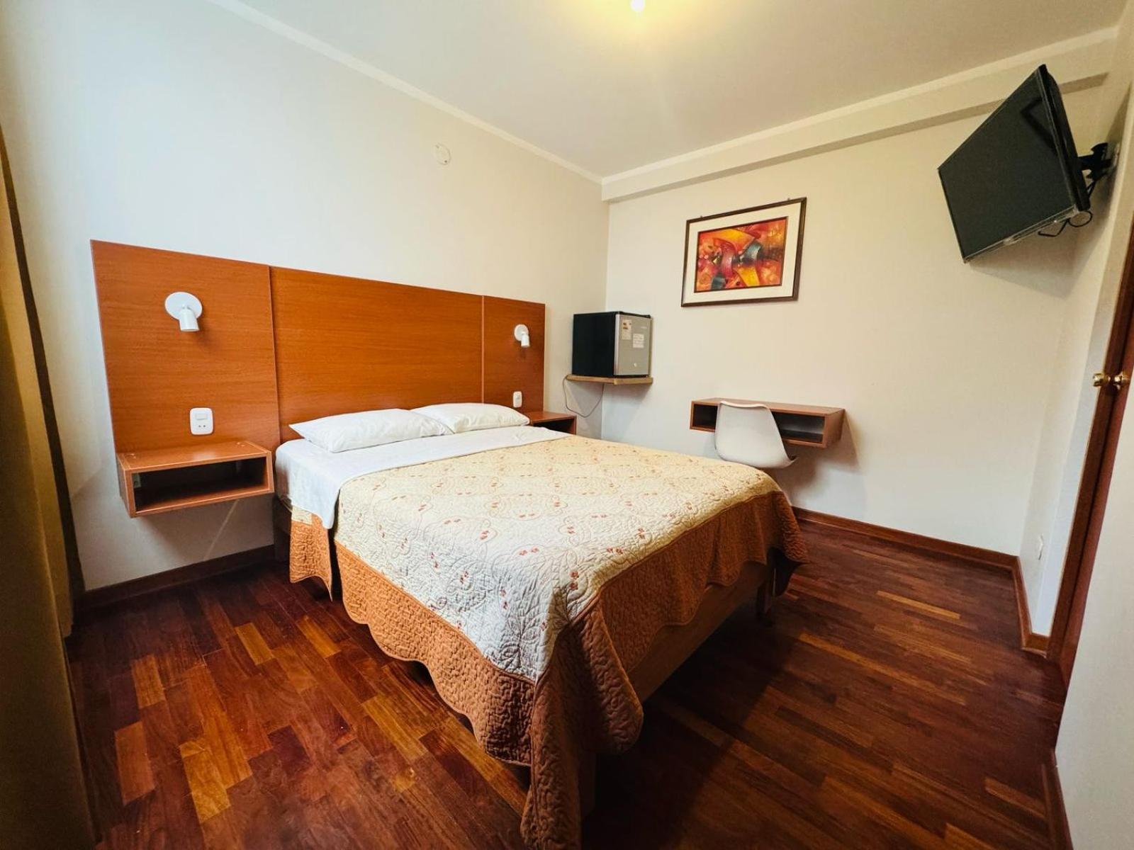 Hostal Silpay Tacna Exteriör bild