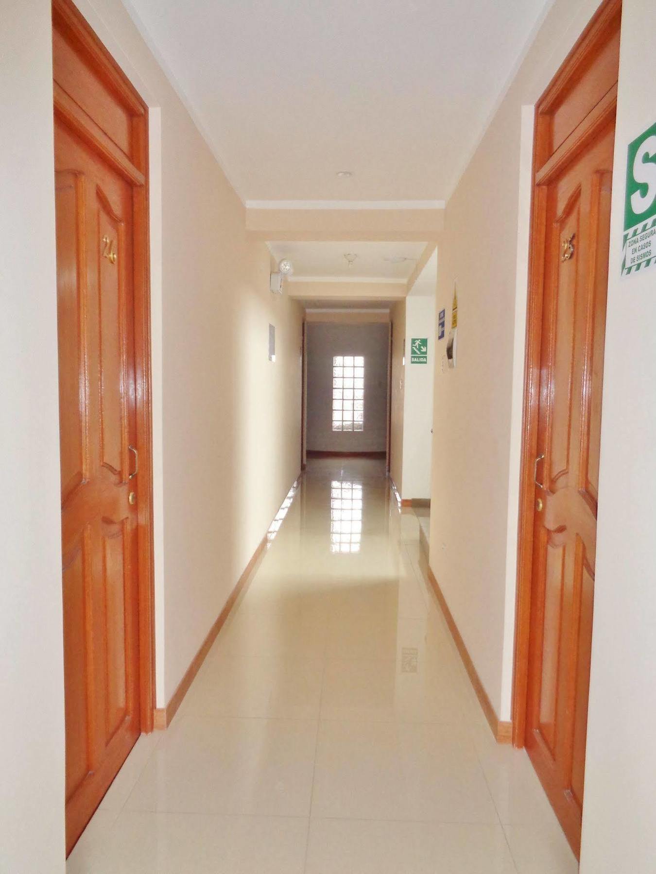 Hostal Silpay Tacna Exteriör bild
